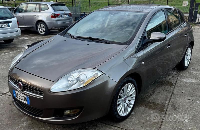 Usata Fiat Bravo Emotion 120 CV (88 kW) 2007 Grigio Utilitaria