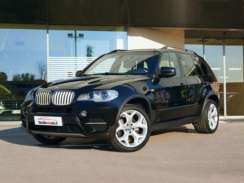 Begagnad BMW X5 306 HK (225 kW) 2011 Svart SUV
