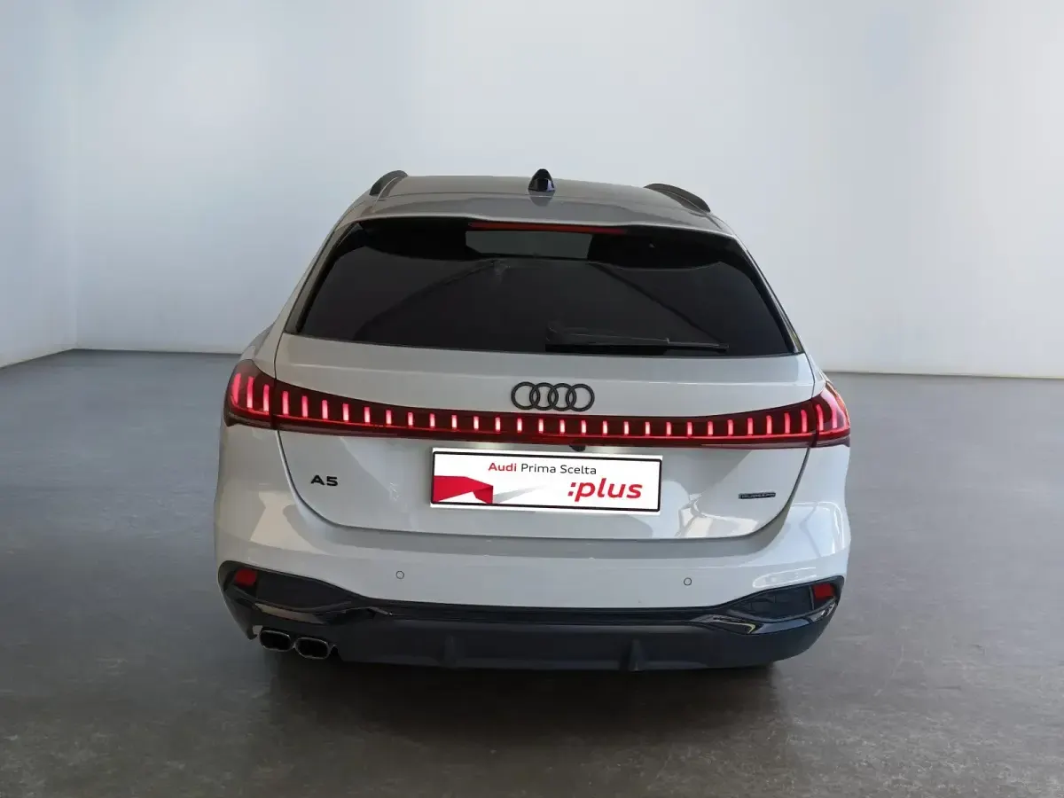 Usata Audi A5 S-Line 204 CV (150 kW) 2025 Bianco Station wagon