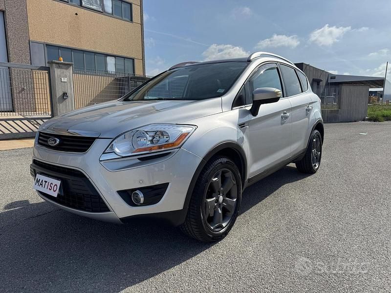 Usata Ford Kuga Titanium 185 CV (136 kW) 2010 Argento SUV