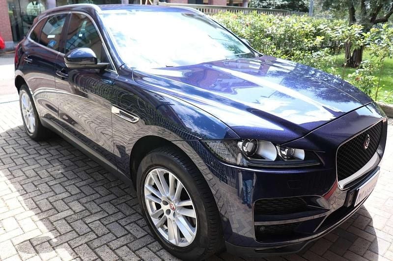 Usata Jaguar F-Pace Portfolio 179 CV (131 kW) 2017 Blu/azzurro SUV