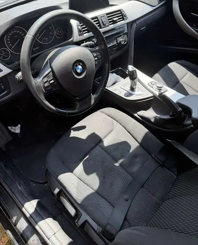 Usata BMW 320 Advantage 190 CV (139 kW) 2017 Station wagon