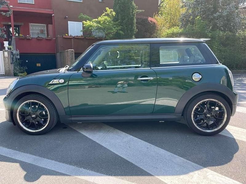 Usata Mini Cooper SD 143 CV (105 kW) 2013 Verde Utilitaria