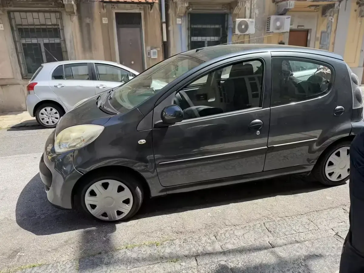 Gebraucht Citroën C1 68 PS (50 kW) 2006 Grau Kleinwagen