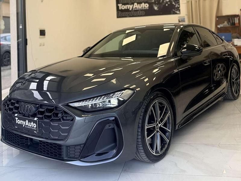 Usata Audi A5 S-Line 204 CV (150 kW) 2025 Grigio daytona Berlina