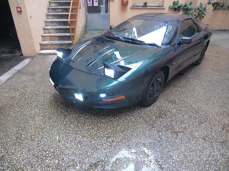 Usata Pontiac Firebird 148 CV (108 kW) 1990 Verde Coupé