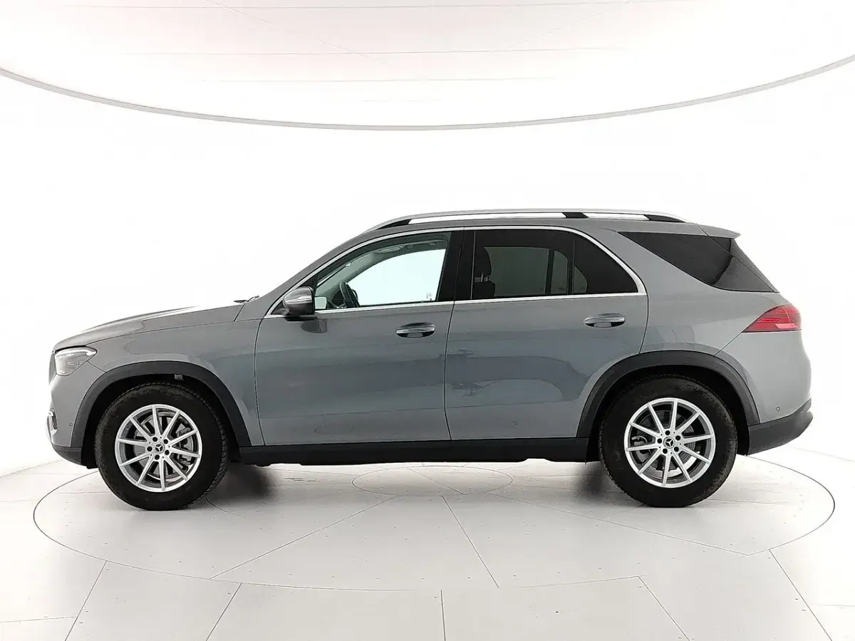Usata Mercedes GLE300 Advanced 269 CV (197 kW) 2025 Argento selenite SUV
