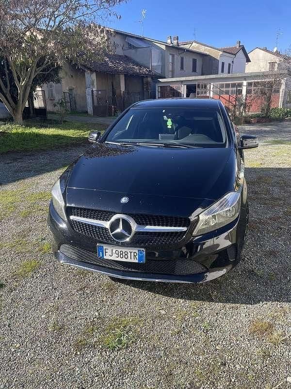 Usata Mercedes A200 136 CV (100 kW) 2017 Berlina