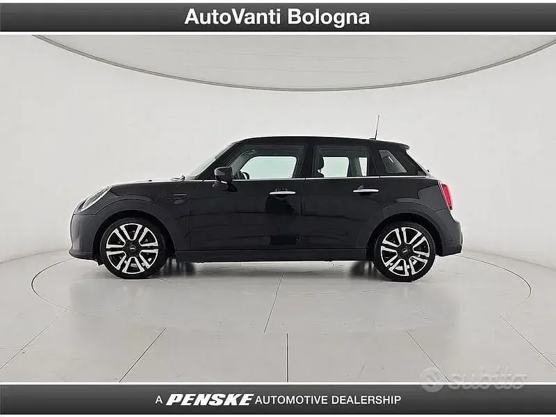 Usata Mini Cooper Essential 136 CV (100 kW) 2023 Nero Utilitaria