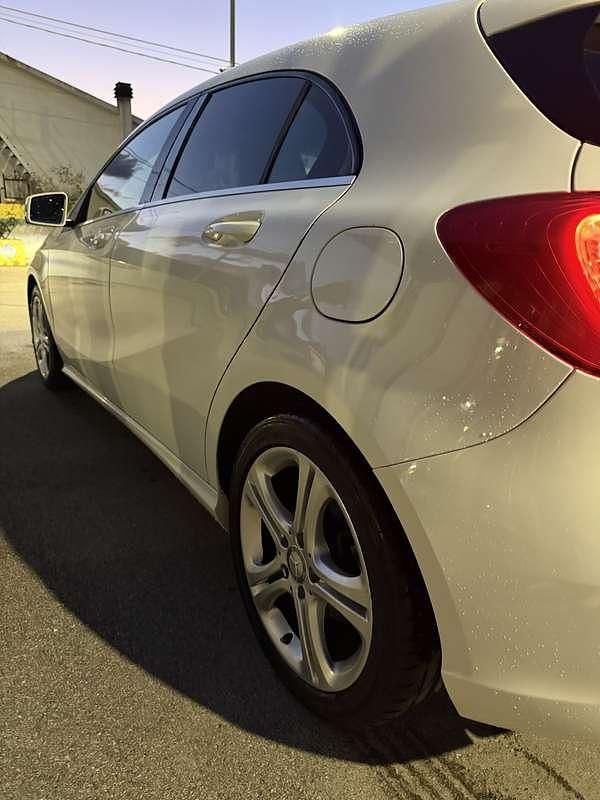 Usata Mercedes A180 109 CV (80 kW) 2012 Berlina