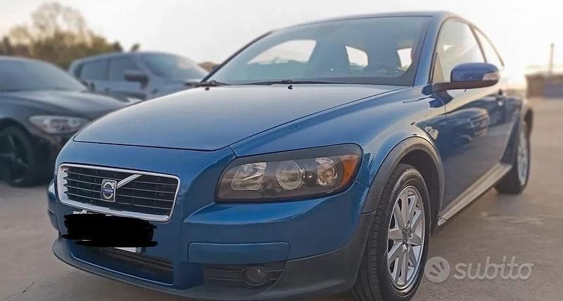 Usata Volvo C30 2007 Blu Utilitaria