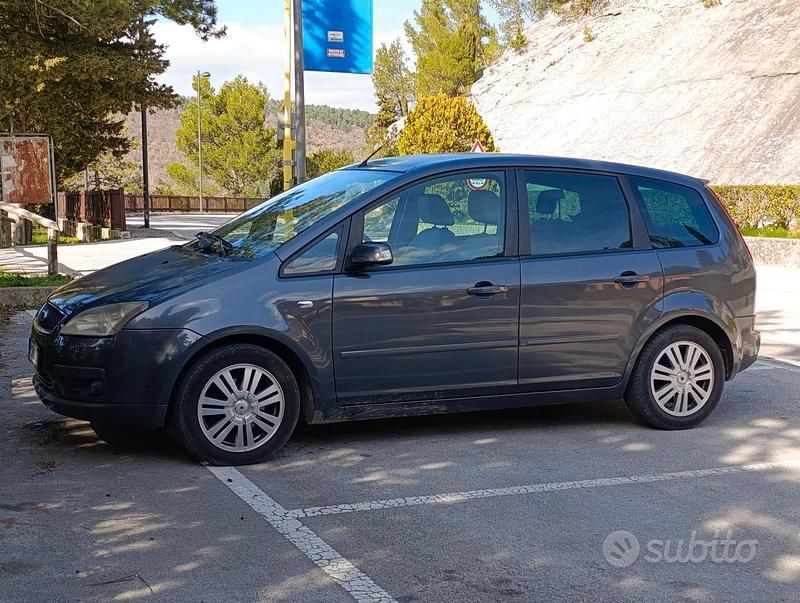 Usata Ford C-MAX Ghia 109 CV (80 kW) 2004 Grigio Monovolume