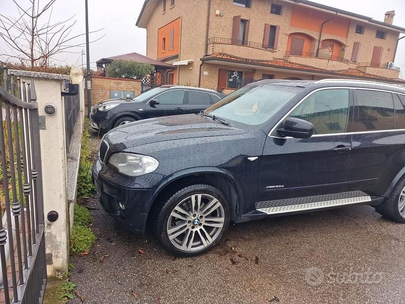 Usata BMW X5 Efficient Dynamics 245 CV (180 kW) 2012 Blu SUV