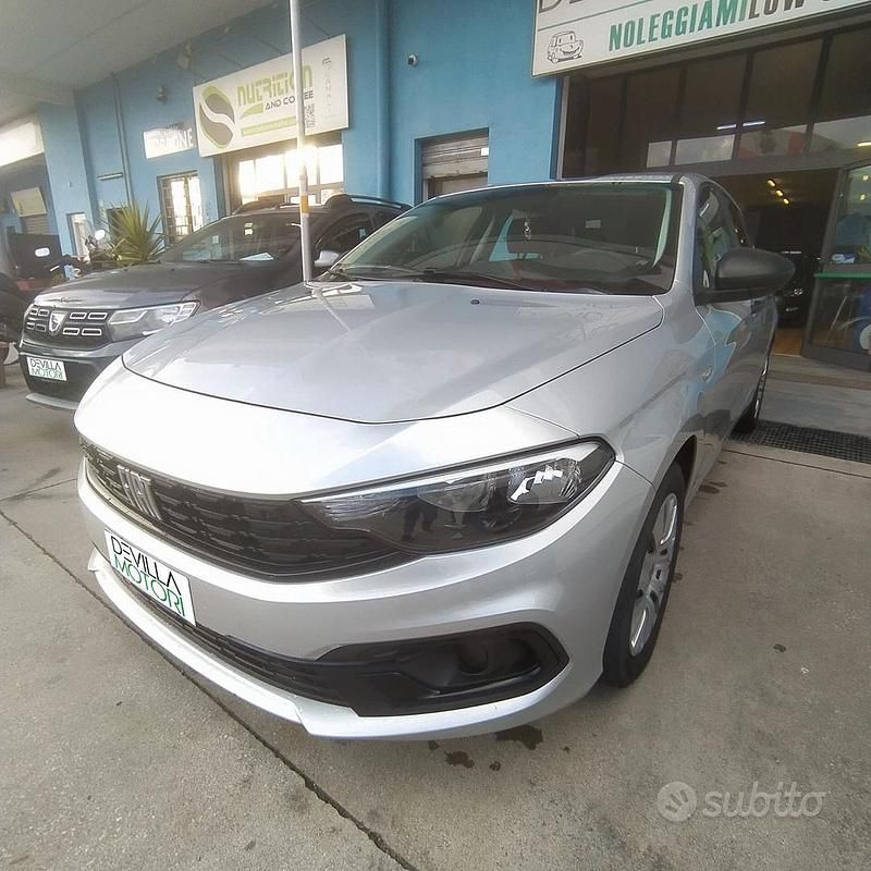Usata Fiat Tipo 100 CV (73 kW) 2021 Grigio Berlina