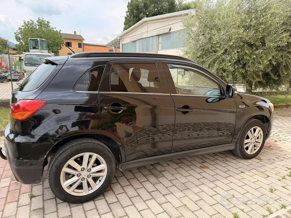 Usata Mitsubishi ASX 150 CV (110 kW) 2011 Nero SUV