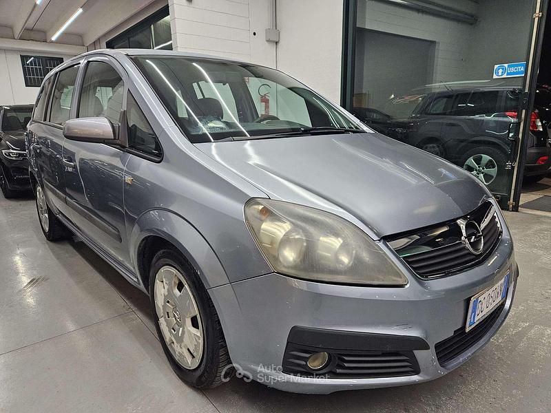 Grigio Usata 2006 Opel Zafira Cosmo Monovolume | 1900 € (Ottimo prezzo) - Immagine 1/4
