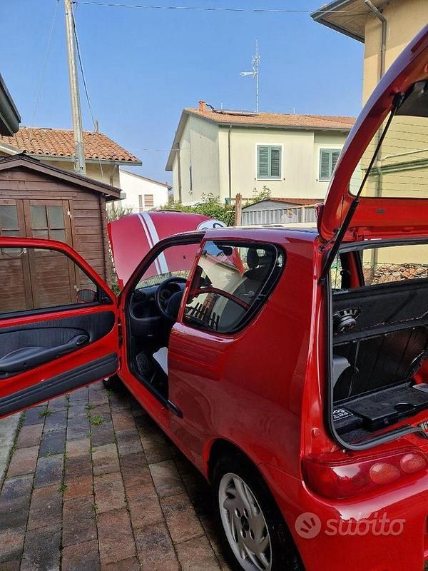 Usata Fiat 600 2002 Rosso Utilitaria