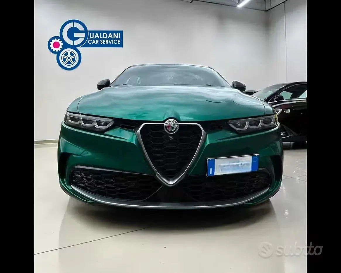 Usata Alfa Romeo Tonale Ti 160 CV (117 kW) 2023 Verde montreal SUV