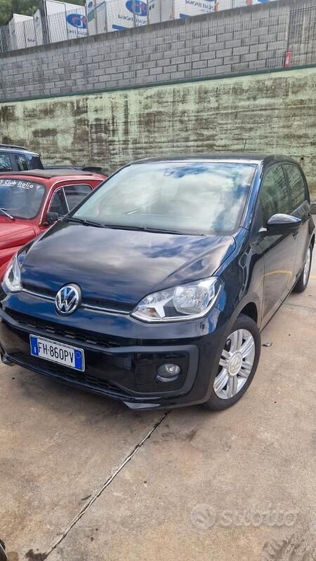 Usata VW up! 60 CV (44 kW) 2017 Nero Utilitaria