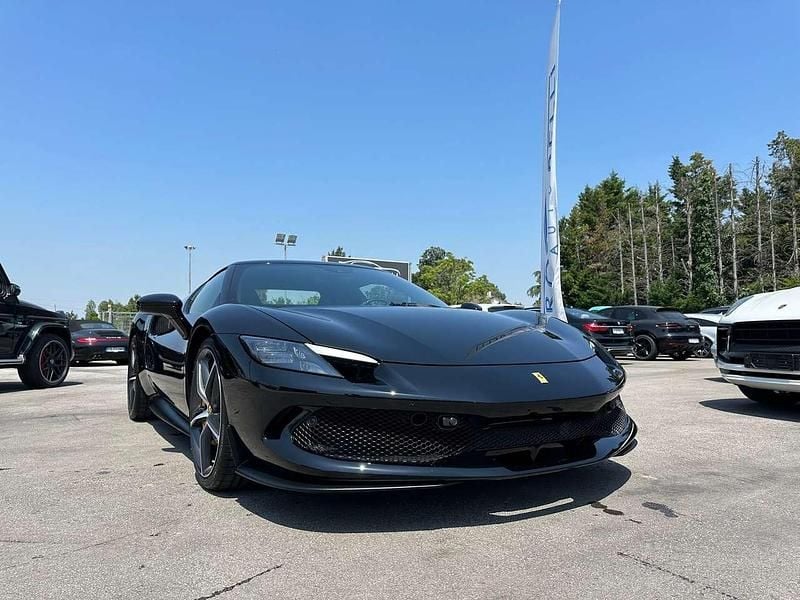 Nero Usata 2023 Ferrari 296 Coupé | 270.000 € (Super prezzo) - Immagine 1/4