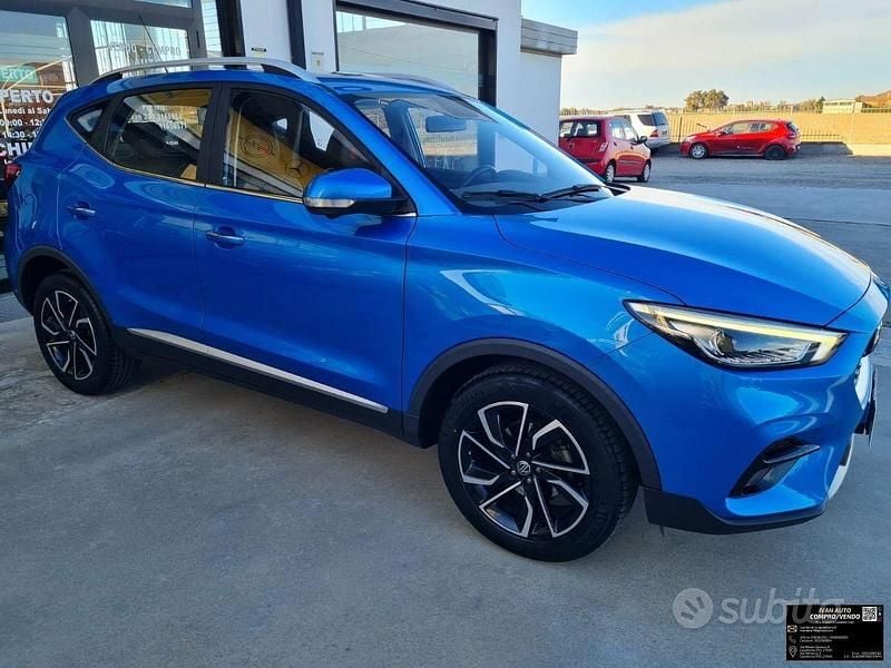 Usata MG ZS Luxury 112 CV (82 kW) 2022 Blu SUV