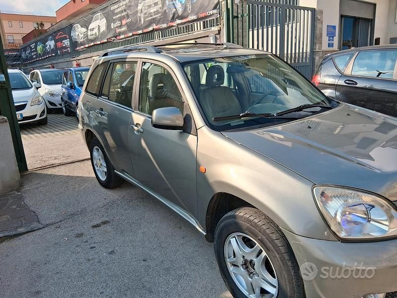 Usata DR DR1 109 CV (80 kW) 2011 Marrone Utilitaria