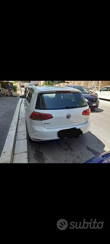 Usata VW Golf VII 105 CV (77 kW) 2014 Bianco Berlina
