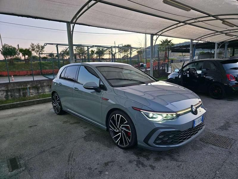 Usata VW Golf VIII GTI 245 CV (180 kW) 2021 Grigio Berlina