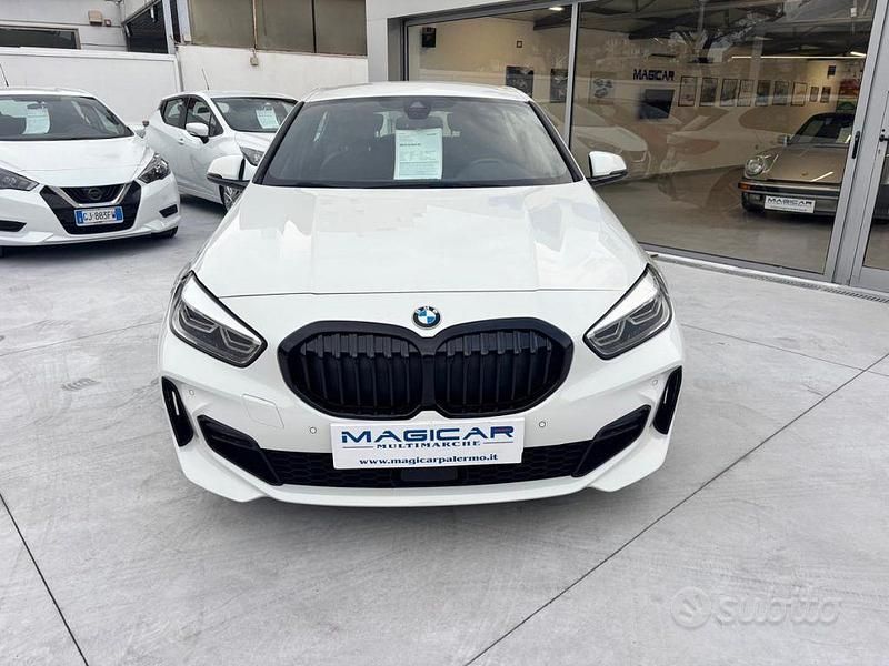 Usata BMW 116 M Sport 116 CV (85 kW) 2022 Bianco Utilitaria
