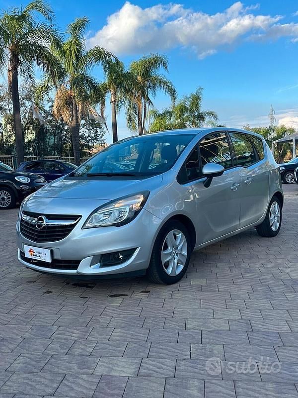 Usata Opel Meriva 120 CV (88 kW) 2017 Grigio Monovolume