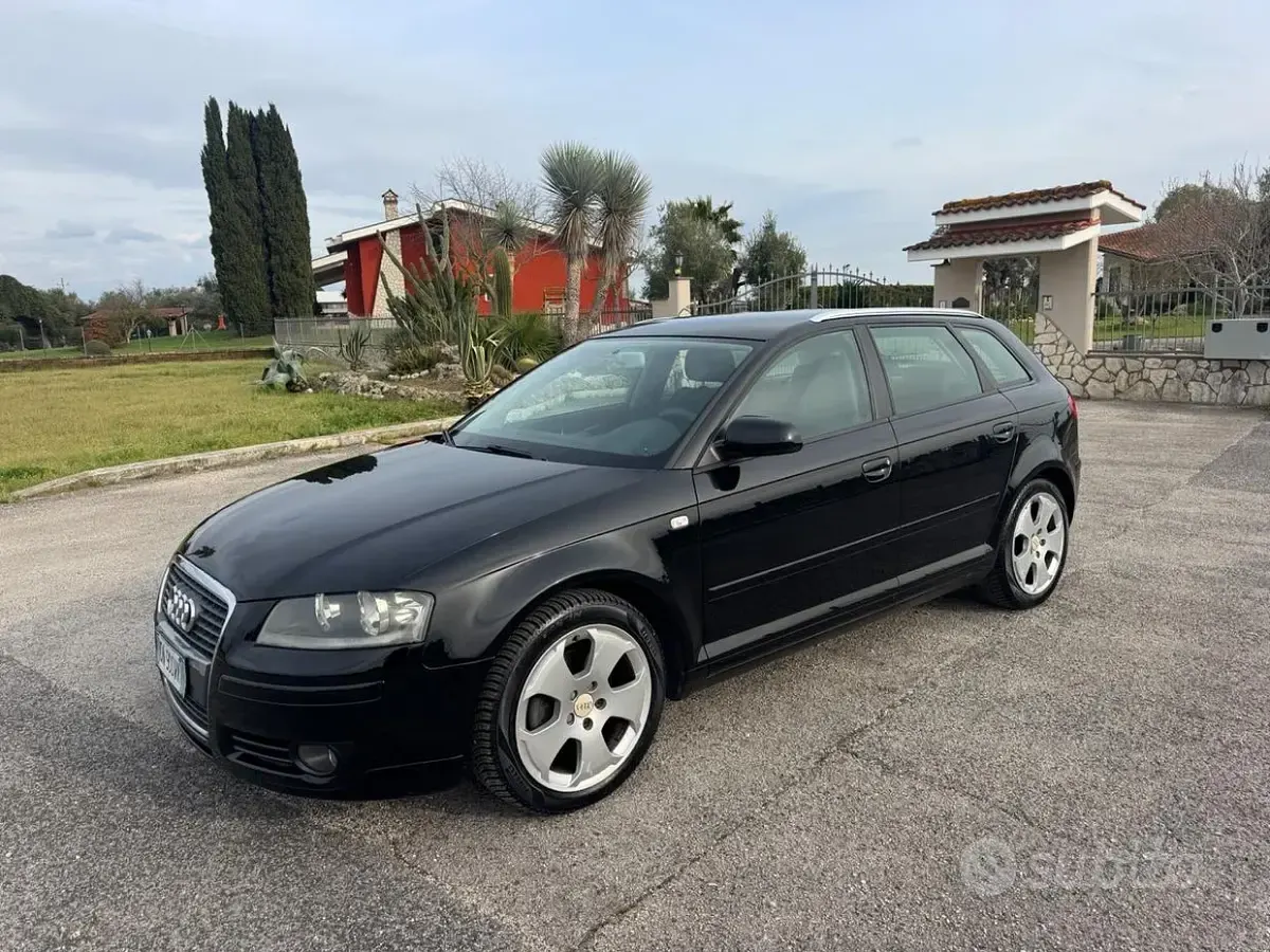 Usata Audi A3 Attraction 140 CV (102 kW) 2010 Nero Utilitaria