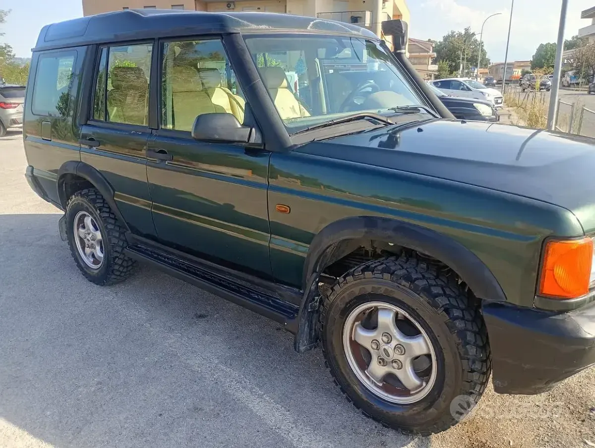 Usata Land Rover Discovery 2 138 CV (101 kW) 2000 Verde SUV