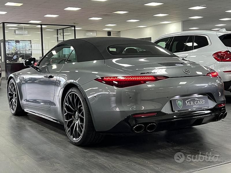 Usata Mercedes SL43 AMG AMG Line Premium Plus 381 CV (280 kW) 2025 Grigio Cabrio