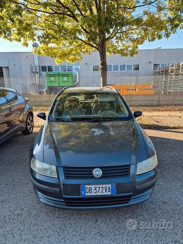 Usata Fiat Stilo 116 CV (85 kW) 2006 Grigio Station wagon