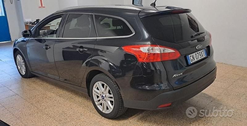 Usata Ford Focus Titanium 115 CV (84 kW) 2014 Nero Station wagon