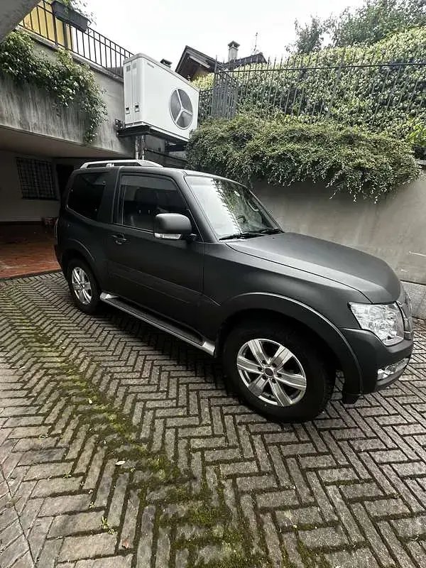 Usata Mitsubishi Pajero Instyle 200 CV (147 kW) 2010 SUV
