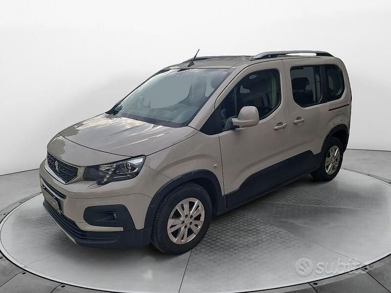 Usata 2019 Peugeot Rifter Allure Monovolume | 15.900 € (Cara) - Immagine 1/4