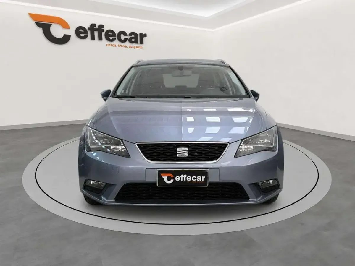 Usata Seat Leon ST Business 110 CV (80 kW) 2016 Azzurro Station wagon