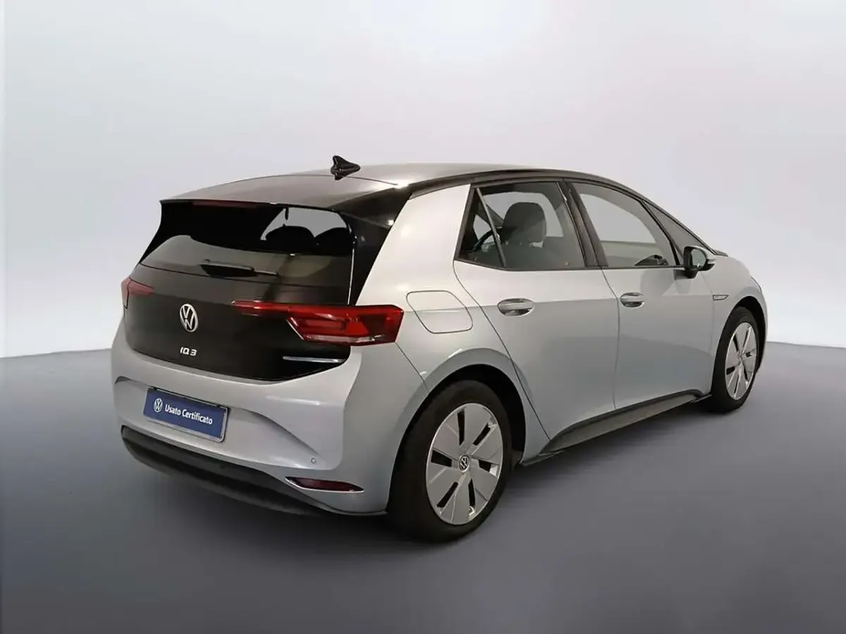 Usata VW ID.3 Business 150 kW (204 CV) 2021 Moon silver metallizzato nero Utilitaria