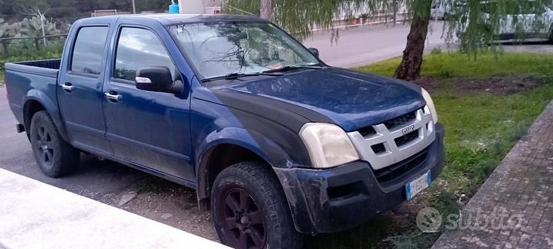 Usata Isuzu D-Max 134 CV (98 kW) 2006 Blu Pick-up
