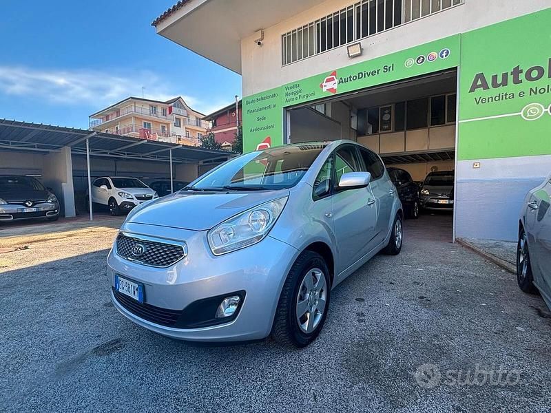 Grigio Usata 2011 Kia Venga EX Due volumi | 2000 € (Ottimo prezzo) - Immagine 1/4