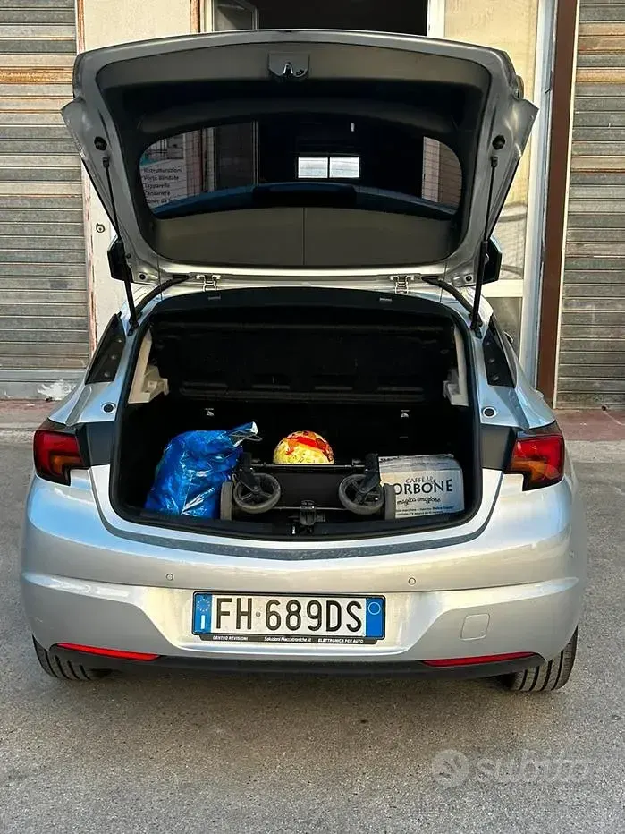Occasion Opel Astra Dynamic 110 ch (80 kW) 2017 Berline