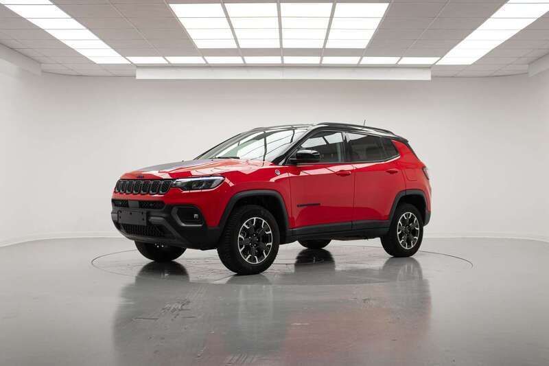 Rosso Usata 2023 Jeep Compass Trailhawk SUV | 23.600 € (Buon prezzo) - Immagine 1/4