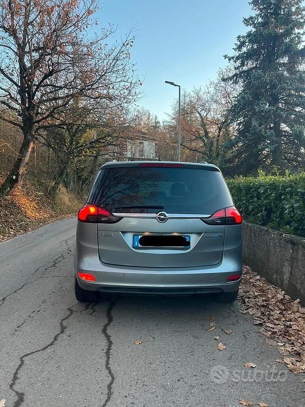 Usata Opel Zafira 2014 Grigio Monovolume