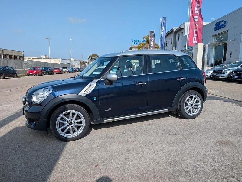 Usata Mini Cooper D Countryman Business 111 CV (81 kW) 2016 Blu SUV