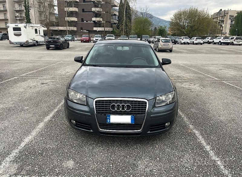 Usata Audi A3 140 CV (102 kW) 2006 Grigio Utilitaria