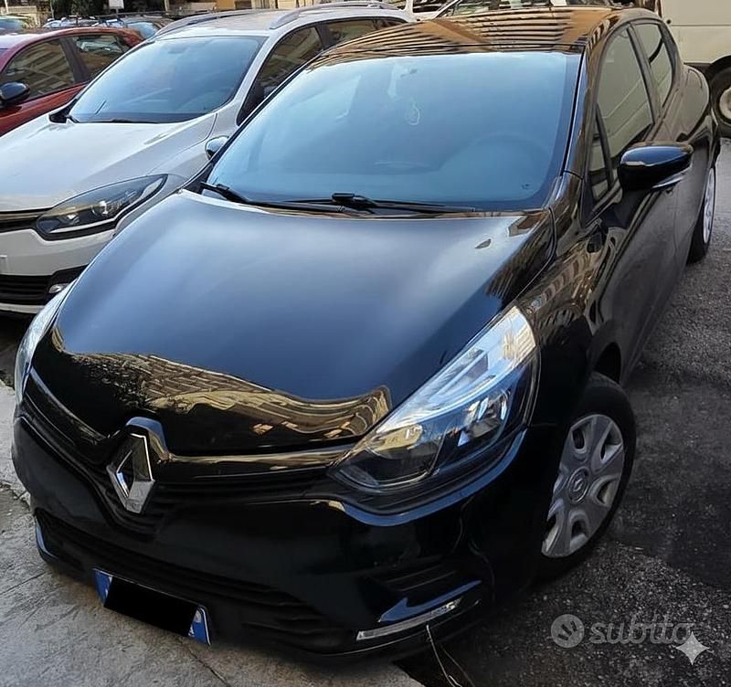 Usata Renault Clio IV Authentique 75 CV (55 kW) 2017 Nero Berlina
