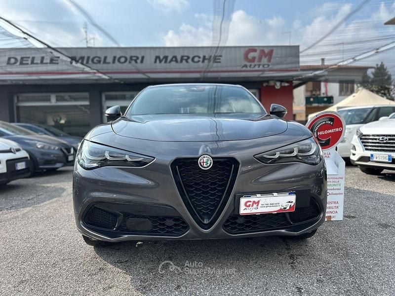 Usata Alfa Romeo Stelvio Ti 209 CV (153 kW) 2024 Grigio SUV