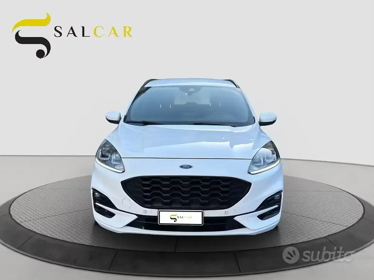 Usata Ford Kuga ST-Line 120 CV (88 kW) 2021 Bianco SUV