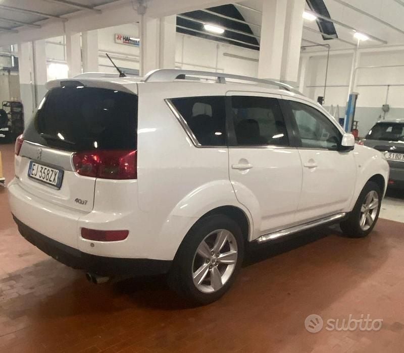 Usata Peugeot 4007 156 CV (114 kW) 2011 Bianco SUV